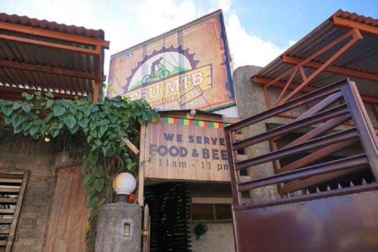 Cebu Hostel & Glamping Esterno foto